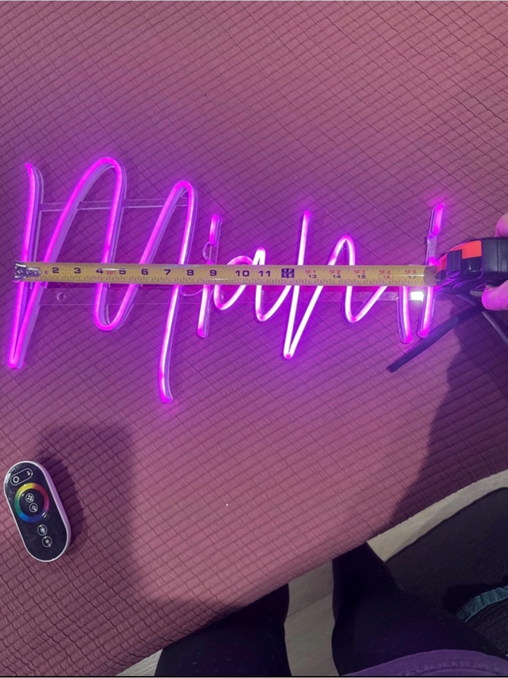 LED 'Miami' Script Neon Sign - Red Holiday Wall Light - Picture 6 of 6